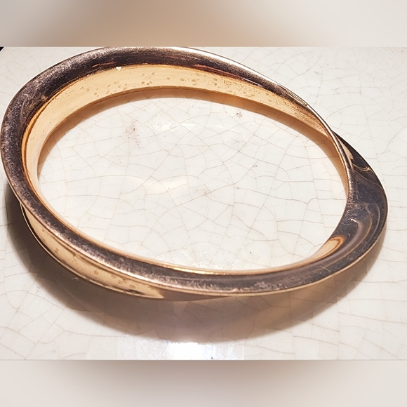 Luxury Smooth wave rose champagne gold bangle bracelet - Picture 3 of 7